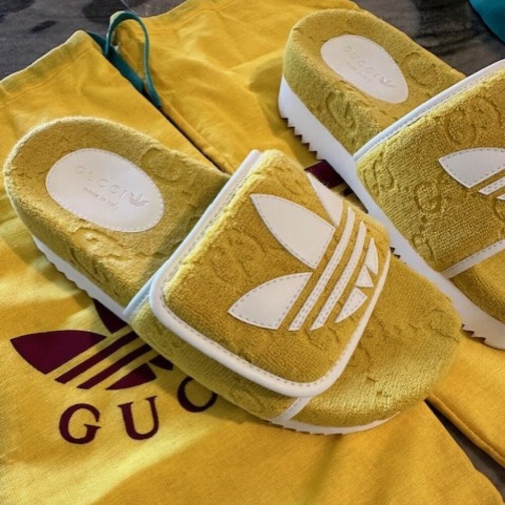 Gucci X Adidas GG Magic Sponge Yellow/White Terry Cloth/Leather Slide Size 6
